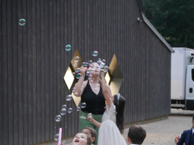 Le mariage de Mathieu et Florence à Rohan, Morbihan 24