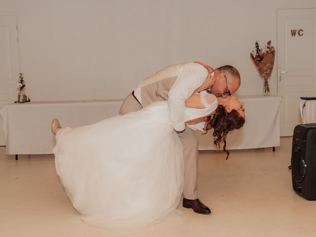 Le mariage de Jérome et Claire à Dixmont, Yonne 13