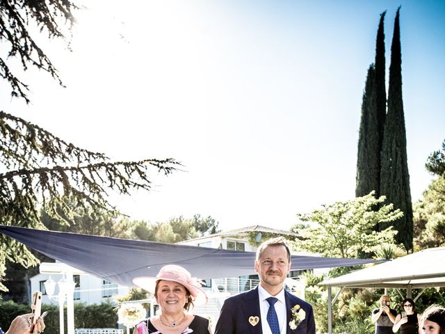 Le mariage de Grégory et Etienne à Mimet, Bouches-du-Rhône 39