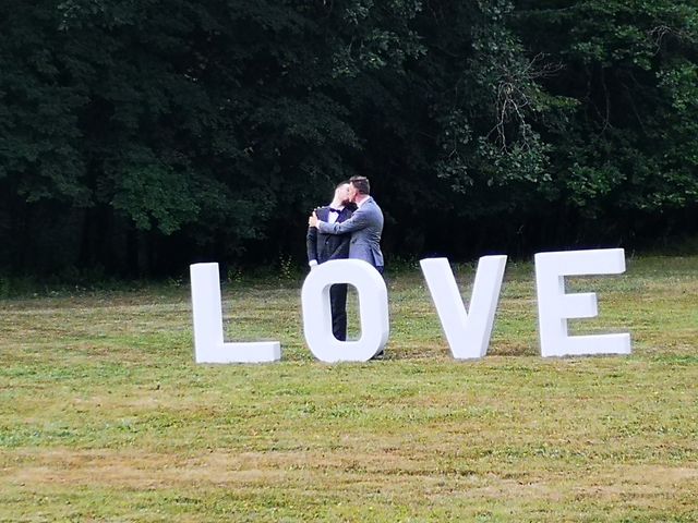 Le mariage de Jérémie et Grégoire à Saint-Valérien, Yonne 12