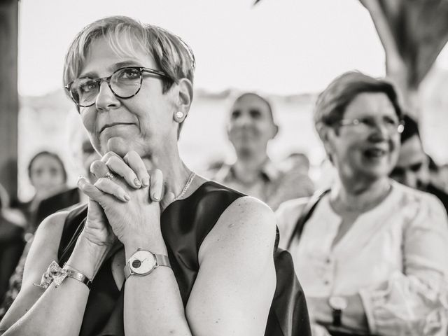 Le mariage de Damien et Mathilde à Chambost-Allières, Rhône 51