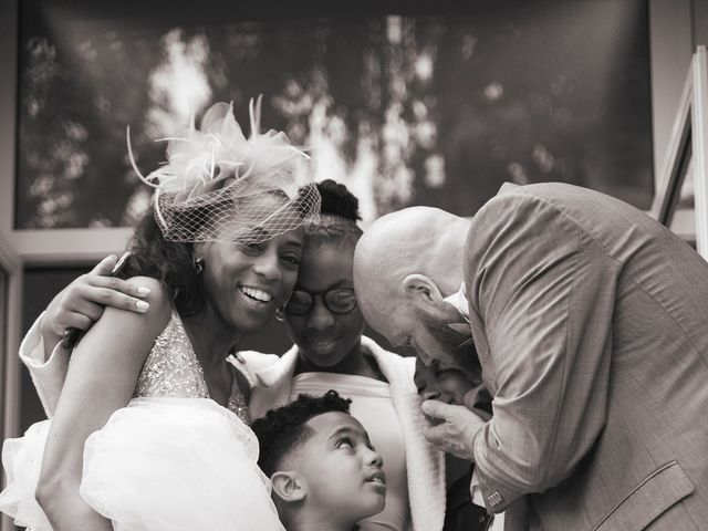 Le mariage de Abel et Aurélie à L&apos;Hay-les-Roses, Val-de-Marne 12