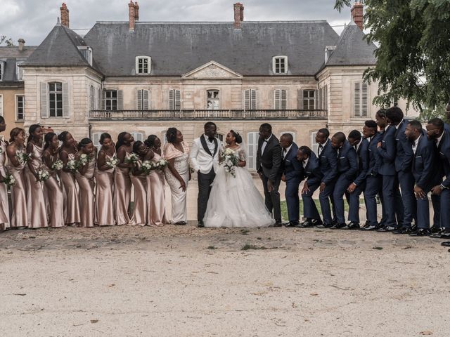 Le mariage de Cyriaque et Henriette à Vert-Saint-Denis, Seine-et-Marne 11