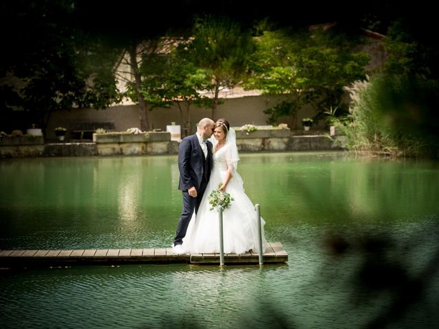 Le mariage de Pierre et Flavie à Châteauneuf-sur-Isère, Drôme 5