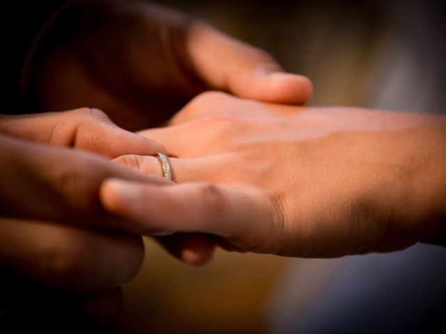 Le mariage de Pierre et Flavie à Châteauneuf-sur-Isère, Drôme 15