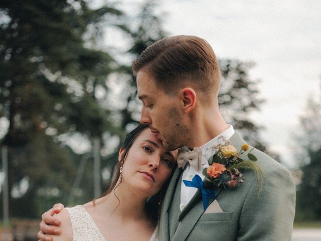 Le mariage de Gautier et Sophie à Villebois, Ain 42