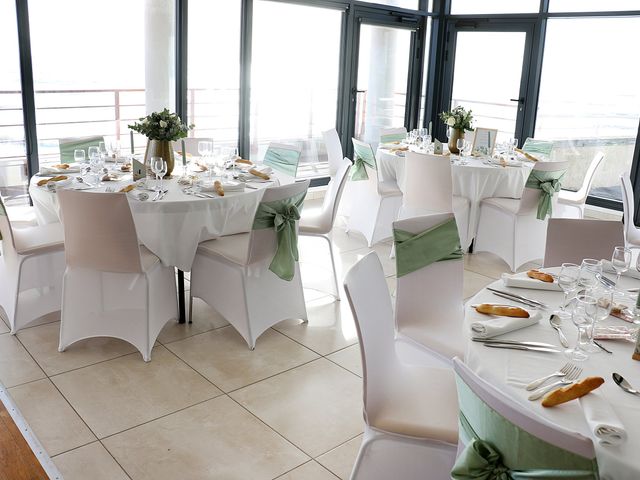 Le mariage de Fabien et Cécile à La Tranche-sur-Mer, Vendée 5