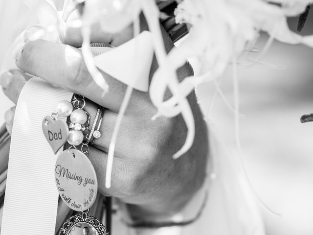 Le mariage de Matthieu et Elodie à Morières-lès-Avignon, Vaucluse 19