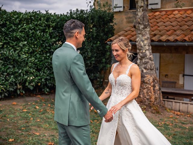 Le mariage de Seb et Marina à Cubzac-les-Ponts, Gironde 14