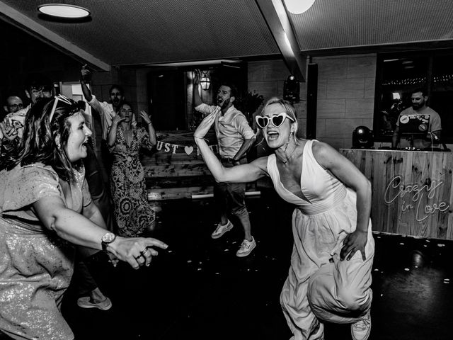 Le mariage de Seb et Marina à Cubzac-les-Ponts, Gironde 56