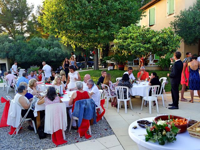 Le mariage de Laurent et Zakia à Cassis, Bouches-du-Rhône 24