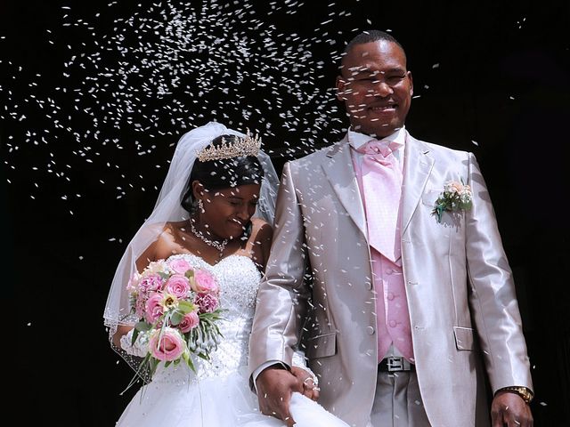 Le mariage de Freddy et Marie à Aizenay, Vendée 3