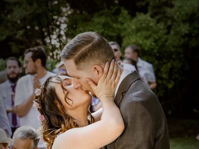 Le mariage de Julien et Marie à Beaucaire, Gard 19