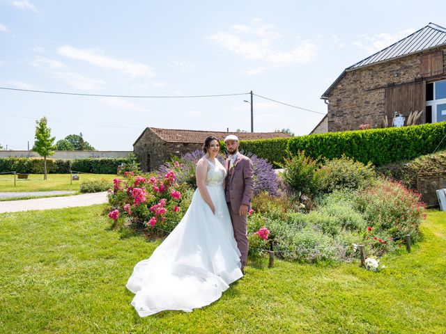 Le mariage de Alicia et Corentin à Saint-Julien-Gaulène, Tarn 9