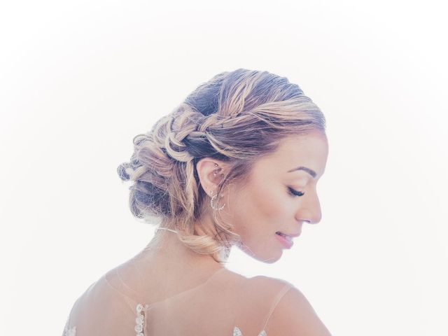 Le mariage de Redouane et Vanessa à Sainte-Marie-de-Ré, Charente Maritime 8