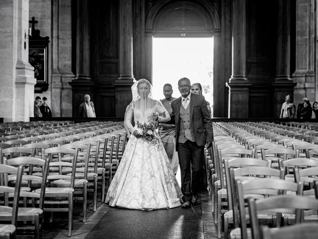 Le mariage de Redouane et Vanessa à Sainte-Marie-de-Ré, Charente Maritime 11