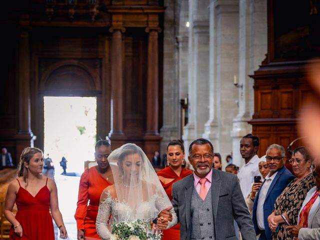 Le mariage de Redouane et Vanessa à Sainte-Marie-de-Ré, Charente Maritime 12