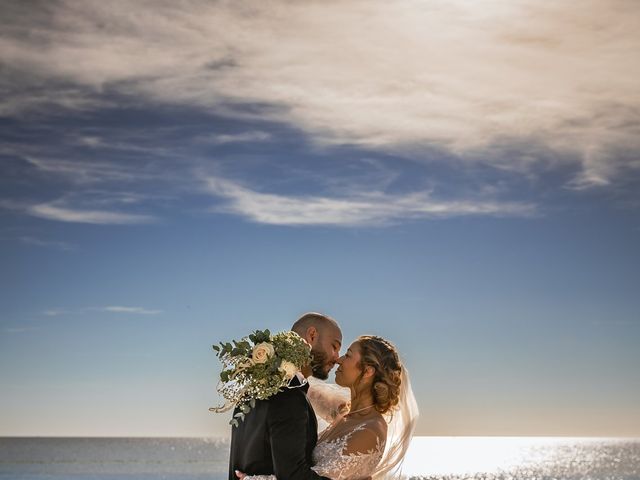 Le mariage de Redouane et Vanessa à Sainte-Marie-de-Ré, Charente Maritime 26