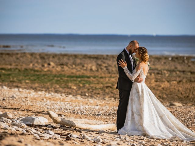 Le mariage de Redouane et Vanessa à Sainte-Marie-de-Ré, Charente Maritime 31