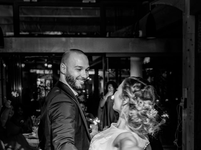 Le mariage de Redouane et Vanessa à Sainte-Marie-de-Ré, Charente Maritime 36