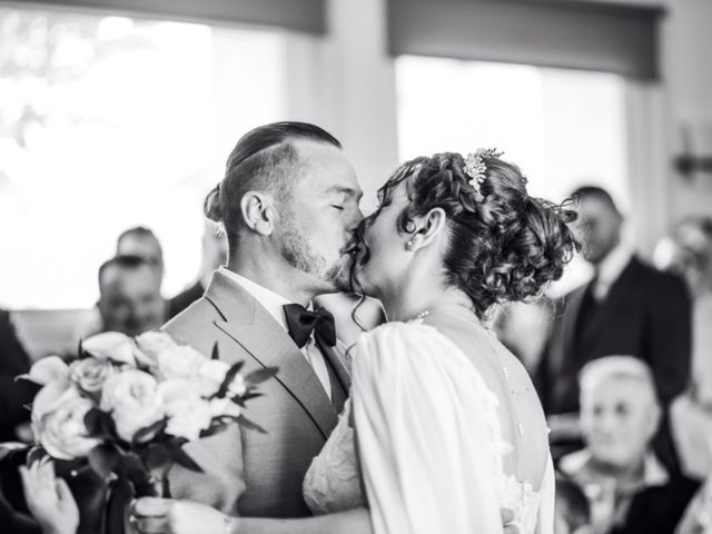 Le mariage de Christopher et Céline à Marey-lès-Fussey, Côte d'Or 15