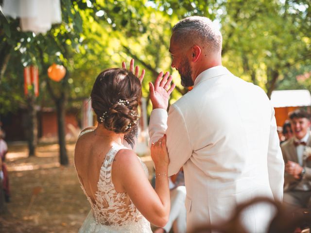 Le mariage de Robin et Camille à Saint-Porchaire, Charente Maritime 9