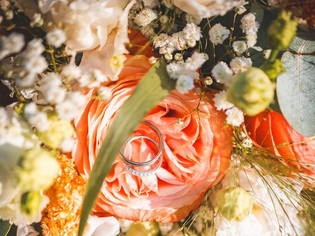 Le mariage de Robin et Camille à Saint-Porchaire, Charente Maritime 15