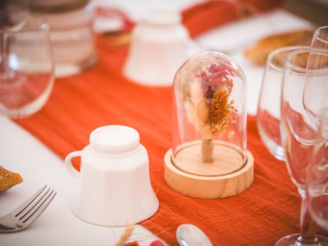 Le mariage de Robin et Camille à Saint-Porchaire, Charente Maritime 25