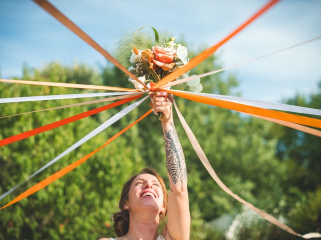 Le mariage de Robin et Camille à Saint-Porchaire, Charente Maritime 28