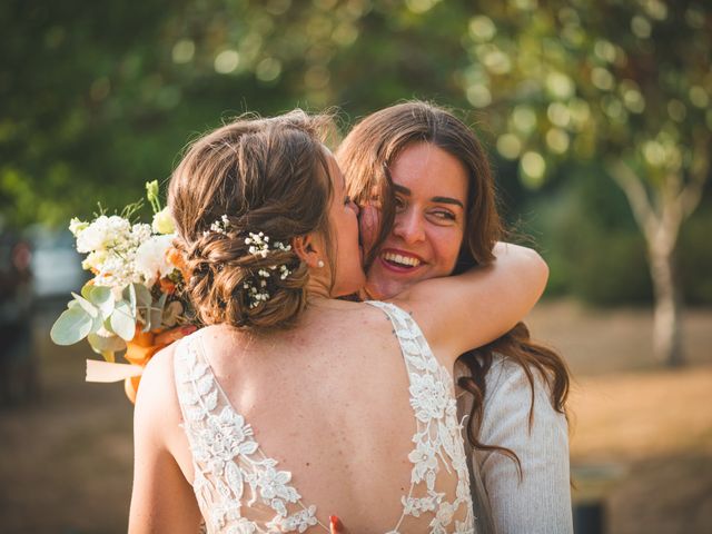 Le mariage de Robin et Camille à Saint-Porchaire, Charente Maritime 32