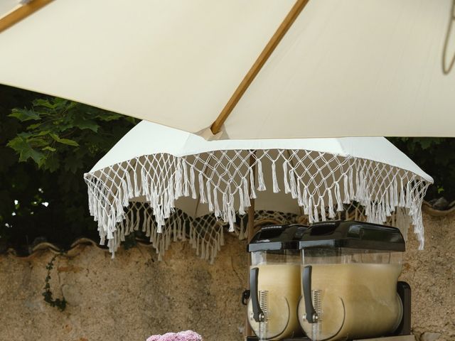 Le mariage de Guillaume et Ludivine à Sault, Vaucluse 42