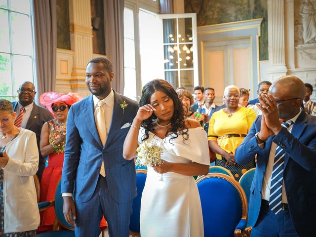 Le mariage de Valentin et Kareen à Paris, Paris 7