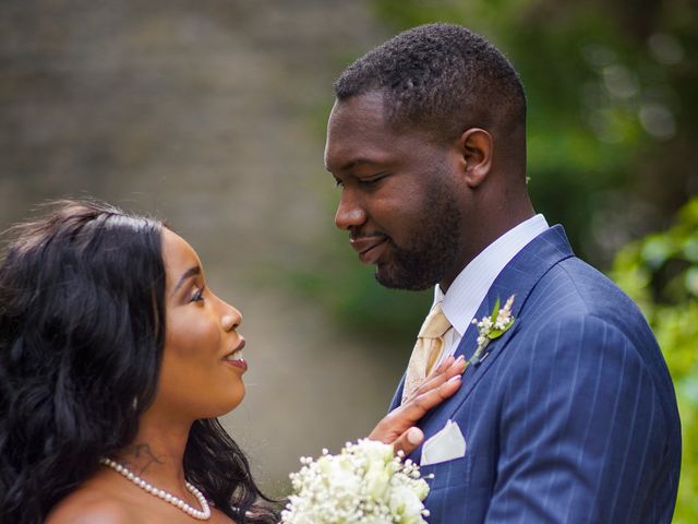 Le mariage de Valentin et Kareen à Paris, Paris 15