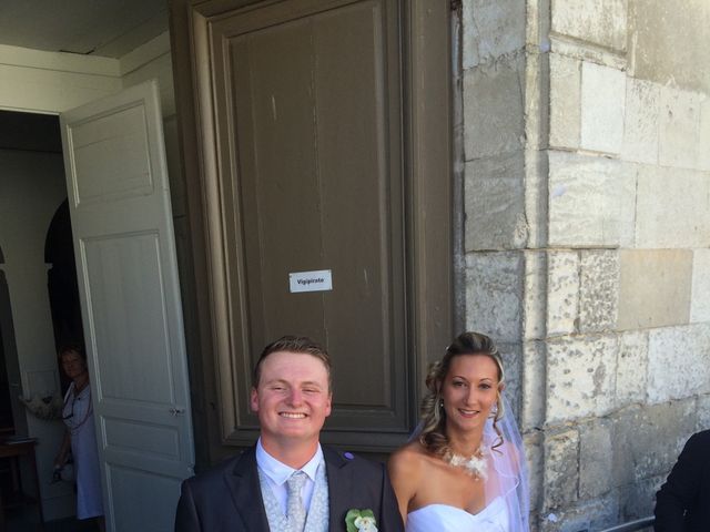 Le mariage de Clément  et Alexina  à Le Gua, Charente Maritime 3