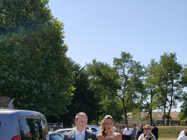 Le mariage de Clément  et Alexina  à Le Gua, Charente Maritime 5