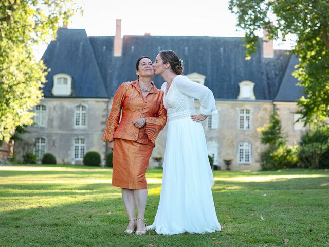 Le mariage de Aymeric et Hermance à Avessé, Sarthe 75