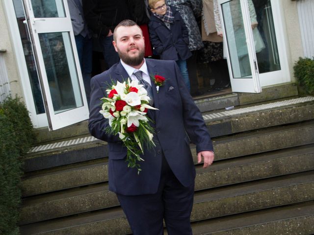 Le mariage de Christopher et Lucie à Leers, Nord 15