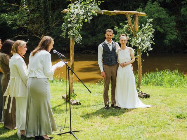 Le mariage de Anna et Guillaume à Cléden-Poher, Finistère 12