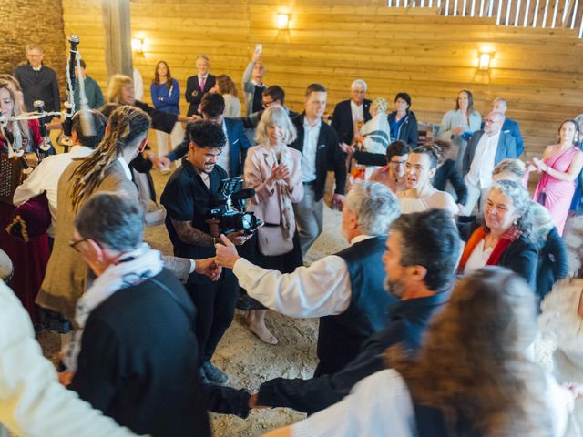 Le mariage de Anna et Guillaume à Cléden-Poher, Finistère 32