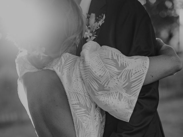 Le mariage de Clément et Morgane à Rochefort-du-Gard, Gard 80