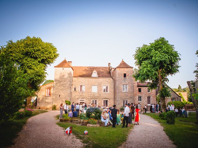 Le mariage de Kinda et Clémence à Givry, Saône et Loire 82