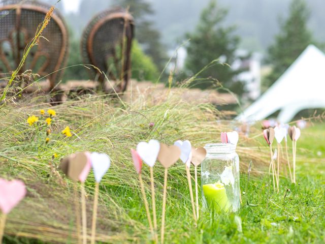 Le mariage de Benjamin et Fanny à Lamoura, Jura 13