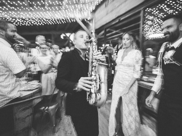 Le mariage de Michael et Virginie à Richerenches, Vaucluse 38