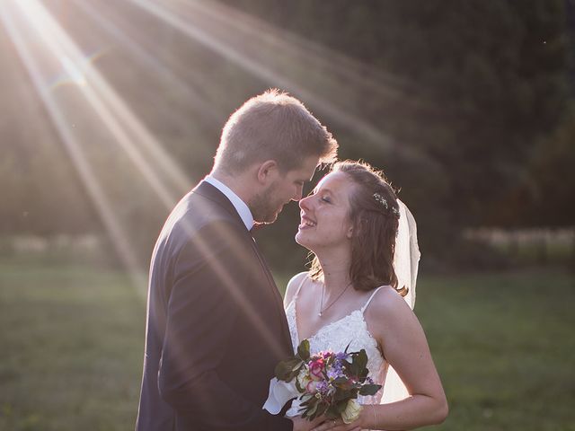 Le mariage de Clément et Olivia à Vézac, Dordogne 10