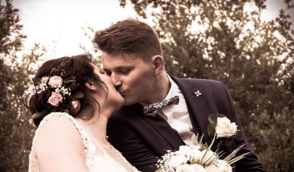 Le mariage de John et Océane  à Lamoura, Jura