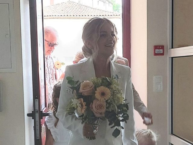 Le mariage de Charly  et Manon à Caylus, Tarn-et-Garonne 2