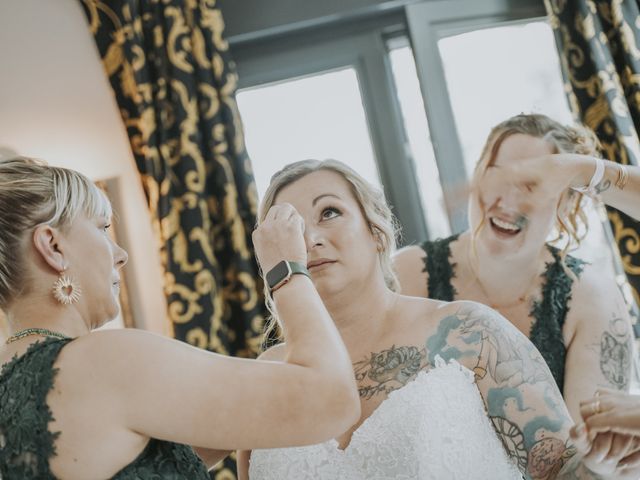 Le mariage de Emmanuel et Amandine à Artres, Nord 45