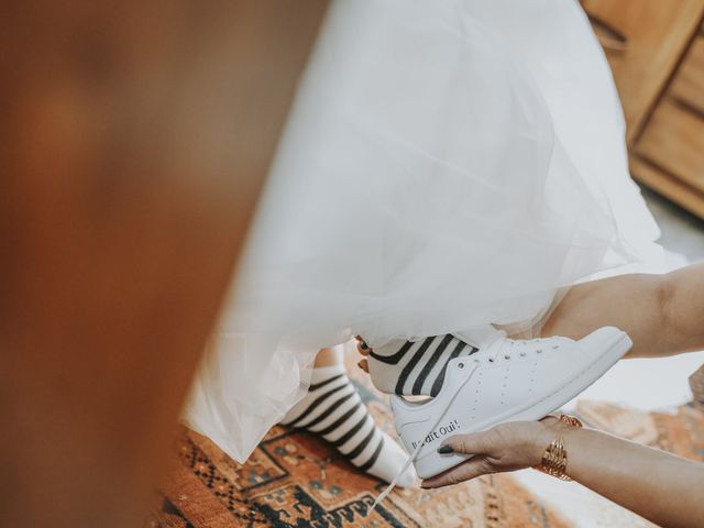 Le mariage de Emmanuel et Amandine à Artres, Nord 52