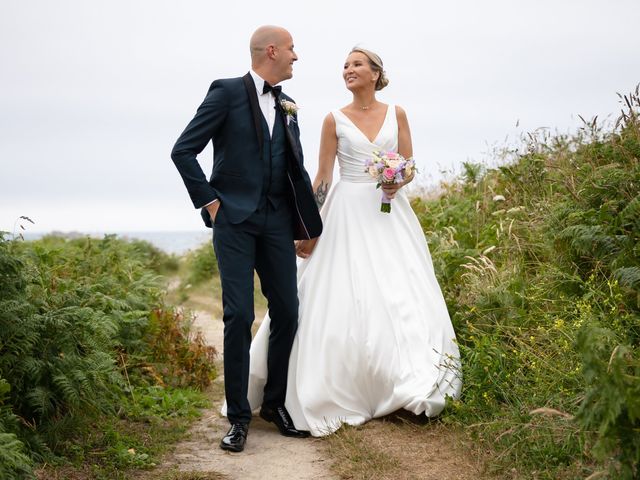 Le mariage de Matthieu et Anaïs à Plouarzel, Finistère 2