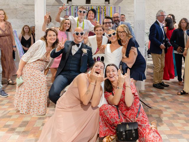 Le mariage de Matthieu et Anaïs à Plouarzel, Finistère 39